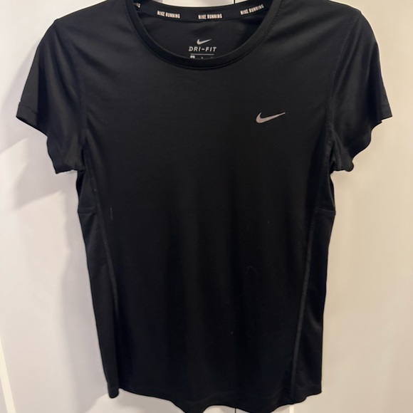 Nike dry fit full-length running shirt - Picture 1 of 3